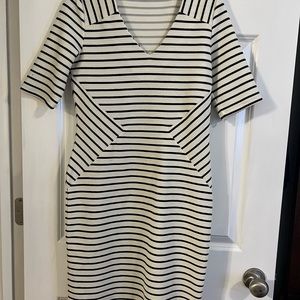 Antonio Melani dress with fitted waist size Small